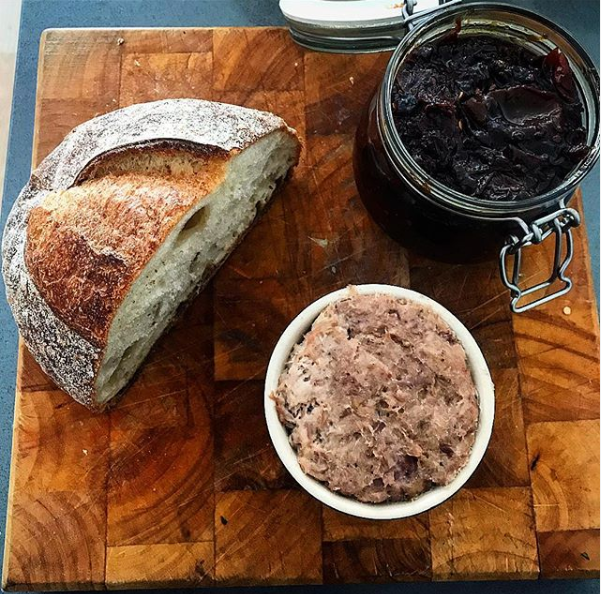 How to make duck rillettes {A very simple duck pâté recipe}